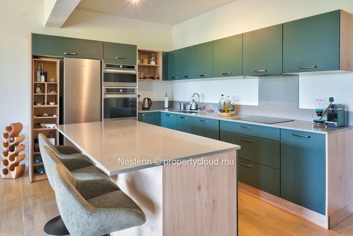 Short Term Rental - To contact Sharon