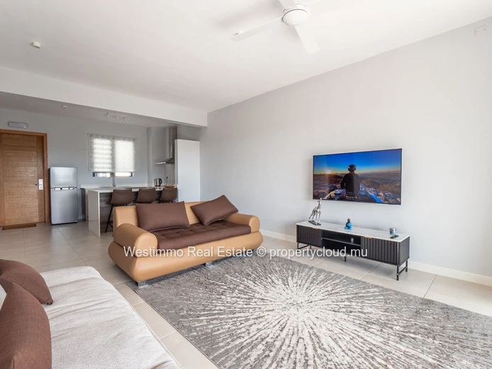 2-bedroom apartment with unobstructed views for rent in Cascavelle, Flic en Flac