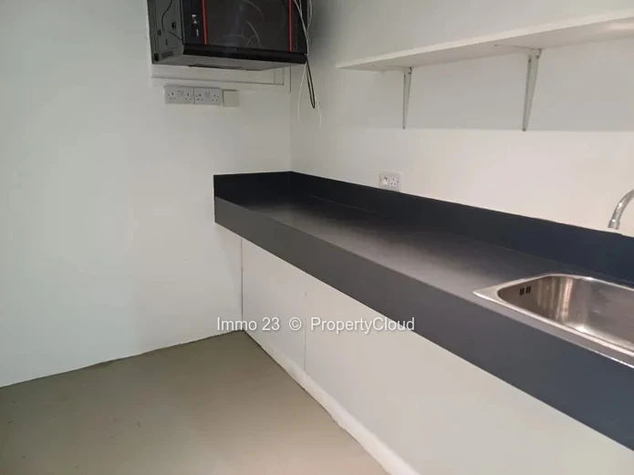 Office - 272m2 - Phoenix - Ref. BU84802LO