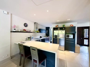 3 Bedroom Townhouse, Duplex