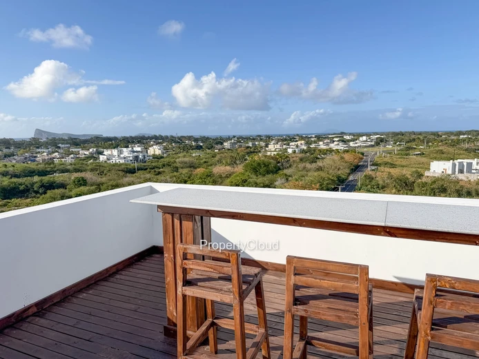 À Louer | Penthouse De 3 Chambres - Avec Piscine Privée Sur Le Toit | Grand-Baie – Cap Malheureux