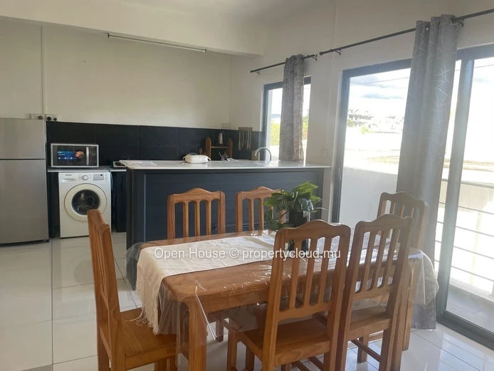 Appartement meublé 2 chambres avec piscine à louer à Flic en Flac