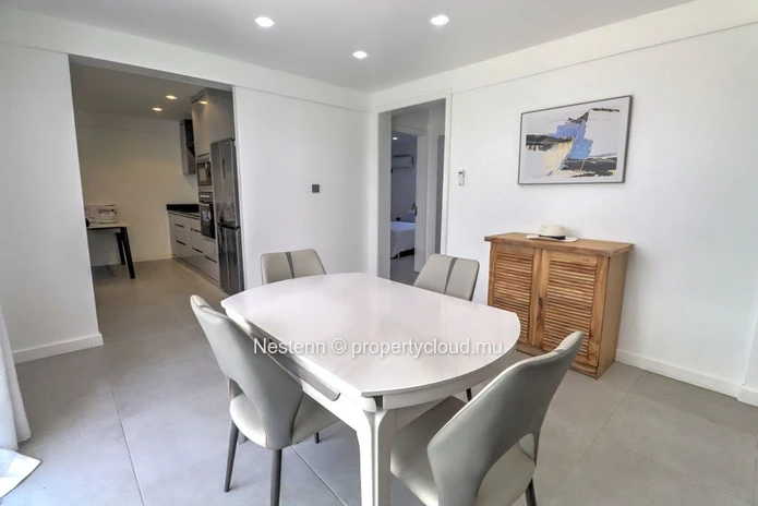 Appartement 2 chambres récemment rénové à louer à Pointe aux Canonniers