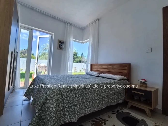 Brand-New Luxury 4-Bedroom Ensuite Villa for Sale in Mont Pascal | 15 Perches | Near Grand Baie & Northfields Interna...