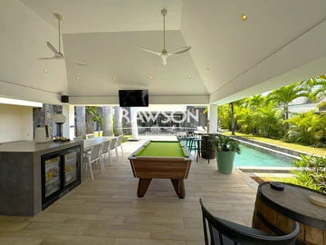 4 Bedroom Villa