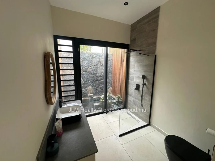 À vendre : Villa de luxe 4 chambres avec piscine privée et vue montagne à Cascavelle, Île Maurice