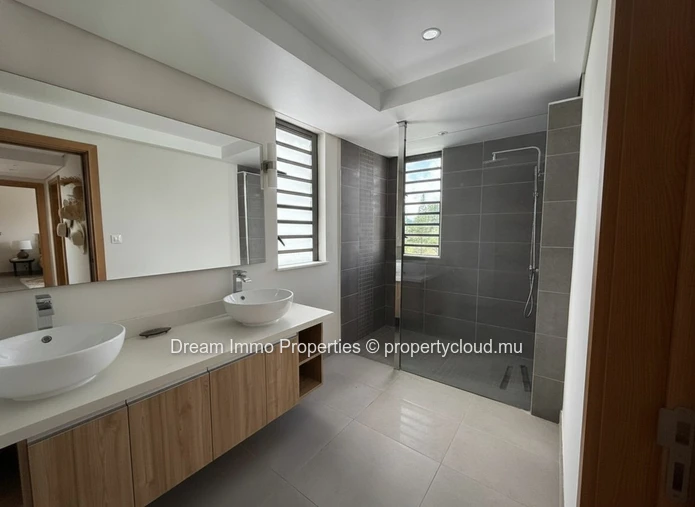 A 400M De La Mer ! Penthouses De 4 Chambres A Trou Aux Biches – Ile Maurice