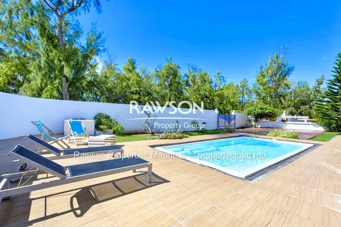 Villa D’Exception Face À La Plage De Belle Mare