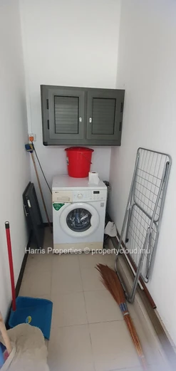 Spacieux appartement de trois chambres à louer situé dans un emplacement de choix à Pereybere