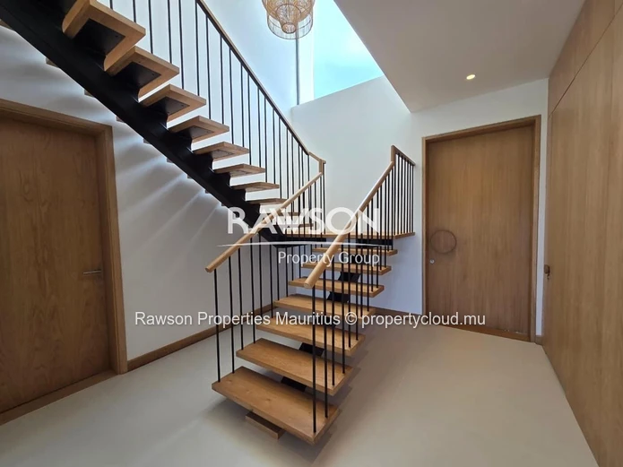 Villa 4 Chambres | Piscine Et Jardin | Azuri | Accessible Aux Etrangers | €