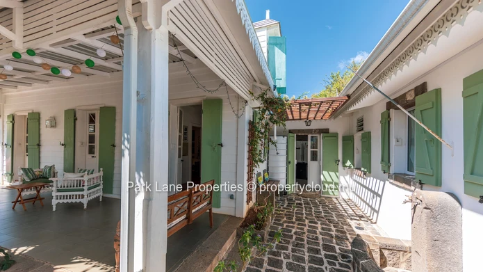 Propriété Coloniale d’Exception au Cœur de Port-Louis