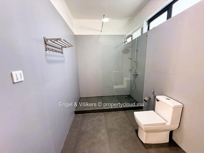 Brand-New 3-Bedroom Villa in the Heart of Grand Baie