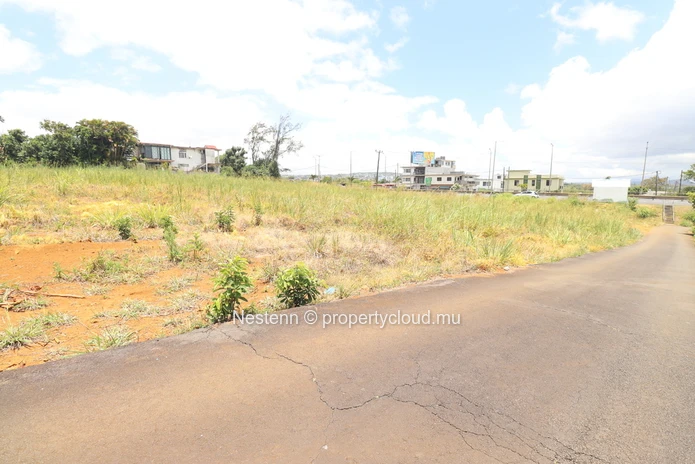 Plot of Land of 1,675.51m² - Commercial/Residential