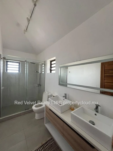 Villa de 5 chambres à louer à Flic en Flac