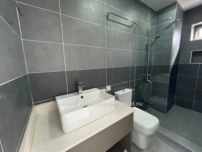 Exclusive 3-Bedroom Loft with Mountain Views and Private Plunge Pool – Flic en Flac