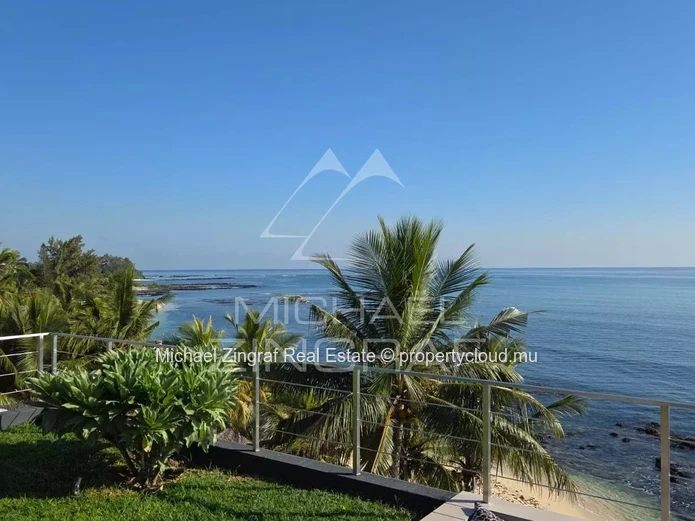 Pointe aux Canonniers – Appartement pieds dans l'eau