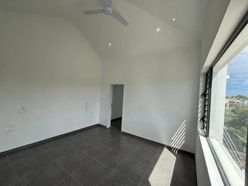 5 Bedroom Villa