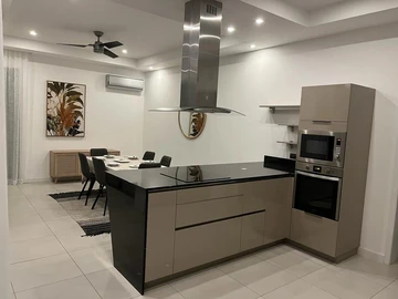 4 Bedroom Villa