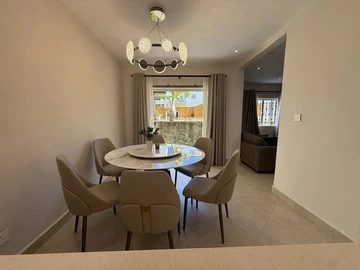 3 Bedroom Townhouse, Duplex