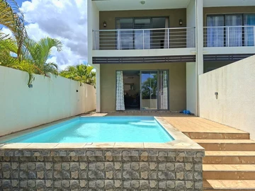 4 Bedroom Townhouse, Duplex