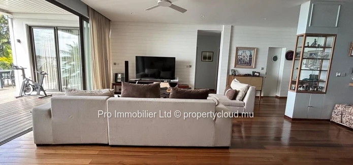 Stunning Seafront Penthouse for Sale in Roches Noires.