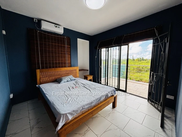 3-Bedroom Duplex With Stone Swimming Pool And Rooftop Terrace In Pereybere 