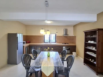 7 Bedroom Villa