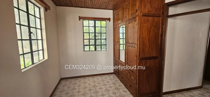 Sea View Villa for Sale – Flic en Flac