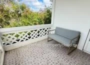 À LOUER | Duplex Moderne de 2 Chambres à Trou aux Biches