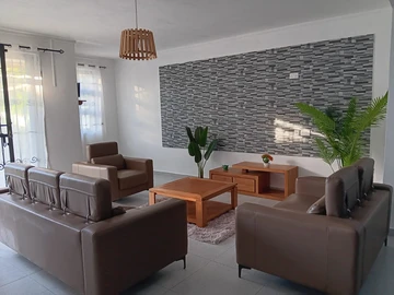 4 Bedroom Villa