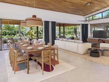5 Bedroom House