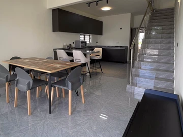 Townhouse, Duplex de 3 Chambres