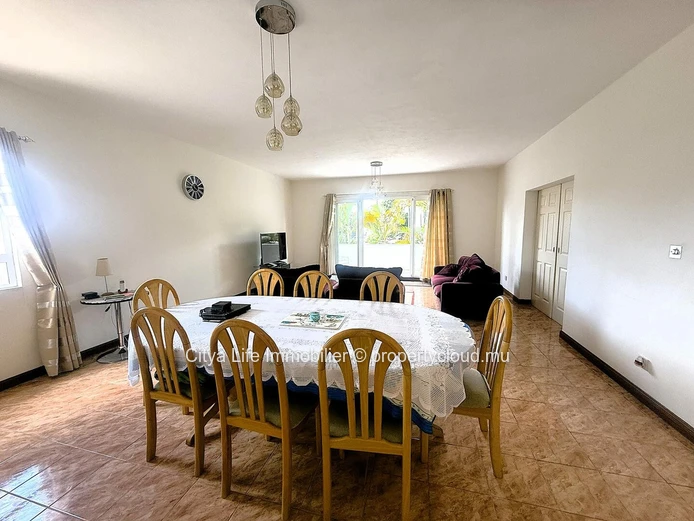 Appartement moderne à vendre à Quatre Bornes – Rs 8,5M