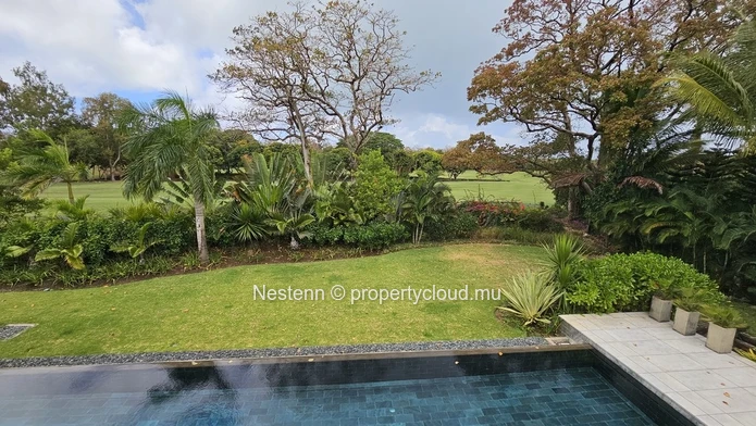 Villa moderne de 4 chambres 