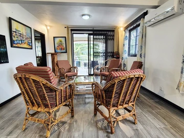 6 Bedroom Apartment