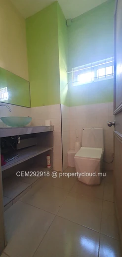 Maison de 3 chambres récemment rénovée avec vue imprenable à louer à Flic en Flac 