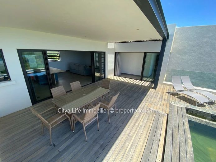 Penthouse avec vue mer