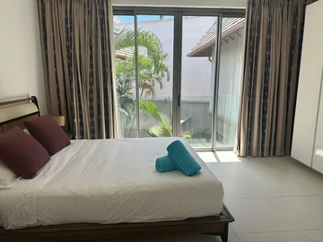 5 Bedroom Villa