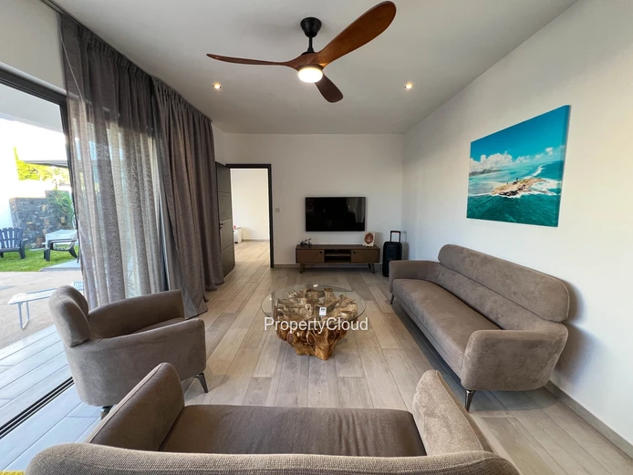 À Louer - Villa De 3 Chambres Avec Piscine - Grand Baie