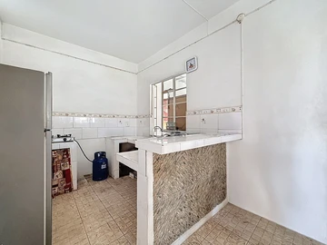 10 Bedroom House