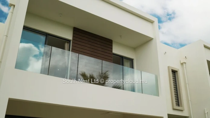 Élégance au bord du golf | Townhouse 3 chambres à Azuri
