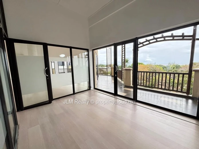 For Rent – Spacious 128 m² Office with Sea View in Tamarin, Mauritius