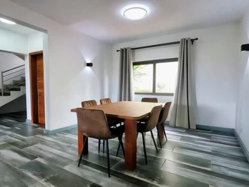Townhouse, Duplex de 2 Chambres