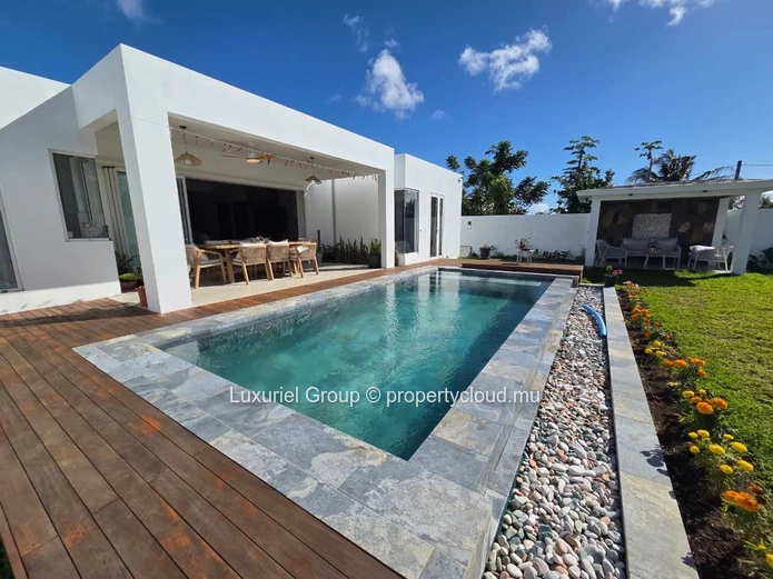 Brand-New Villa for Rent in Petit Raffray