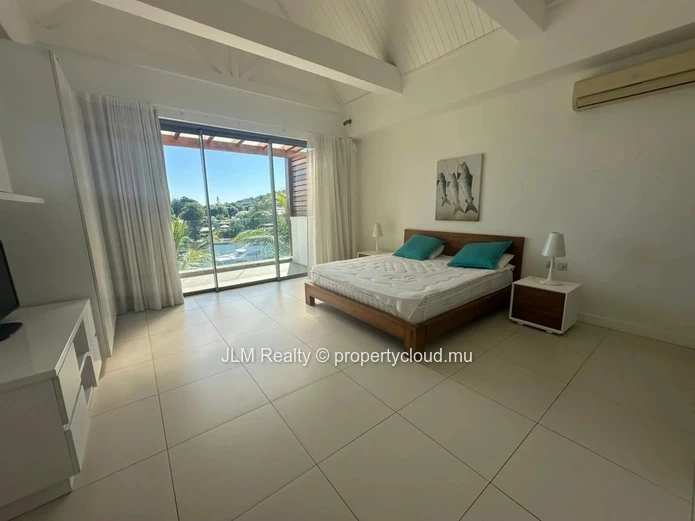 Superbe penthouse à louer à la marina à Rivière Noire, Île Maurice