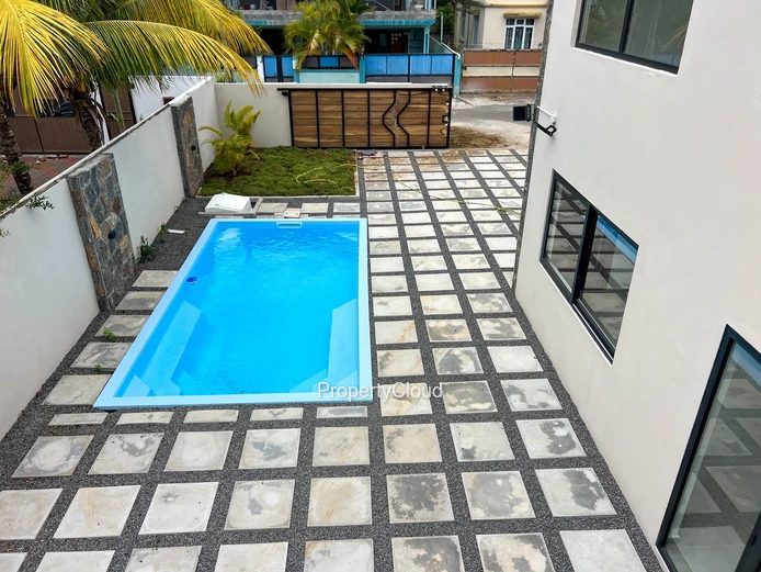 À Vendre - Villa Neuve De 3 Chambres -  Pereybere