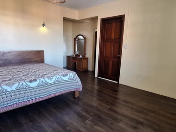 Maison de 6 Chambres