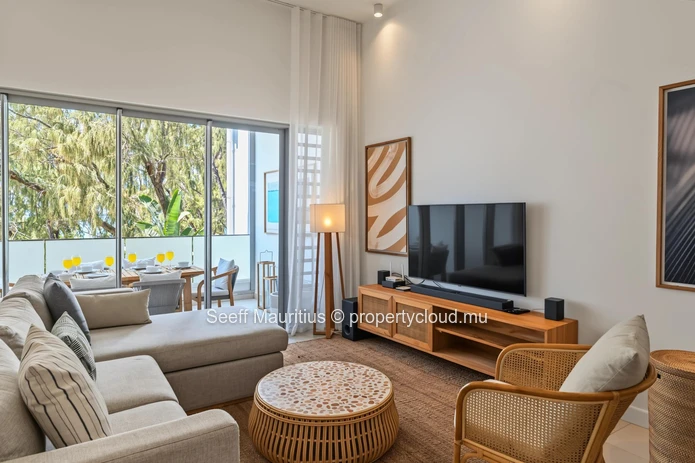 Luxury Beachside Living with Private Pool