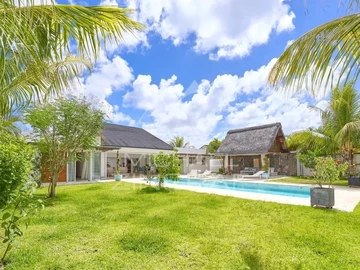 5 Bedroom Villa