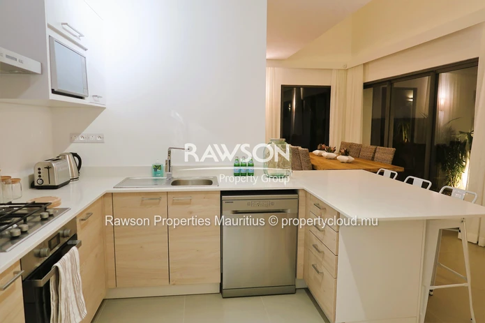 Townhouse Meublée De 3 Chambres | Jardin & Piscine | Mont Choisy | Mi Août 2026